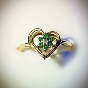 10k gold emerald ring
